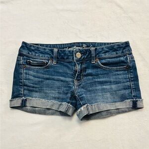 American Eagle Outfitters Women's Jean Cuffed Shorts Size 2 EUC